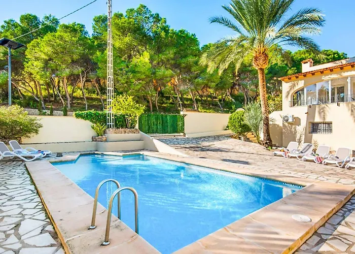 Enzo Βίλα Moraira